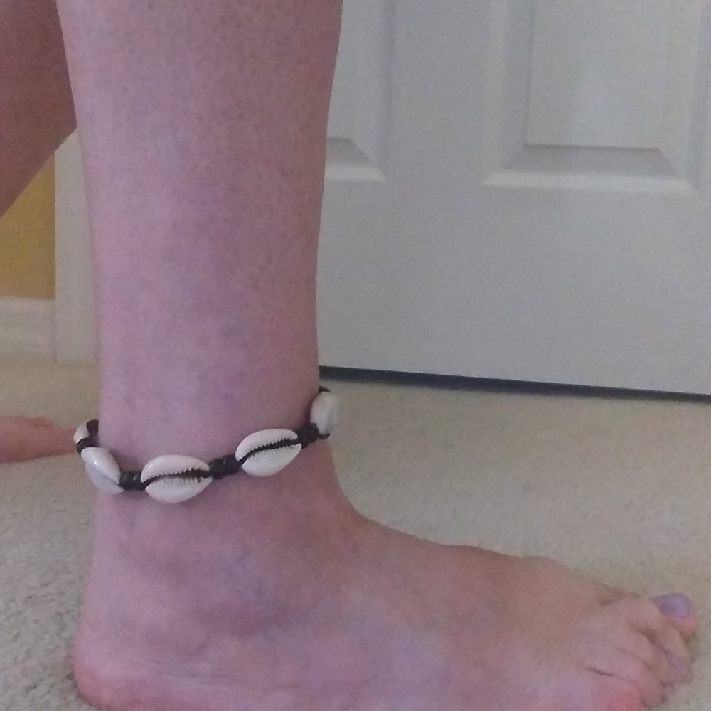 Cowrie shell ankle/wrist bracelet